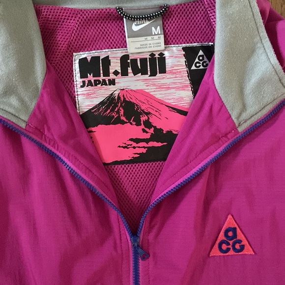 Vintage Nike ACG Windbreaker - Picture 2 of 7